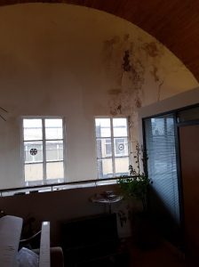 damp-coming-from-ceiling